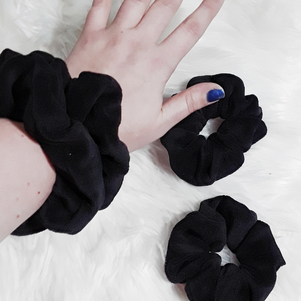 Emberelle West | Vintage Black Velvet Scrunchie